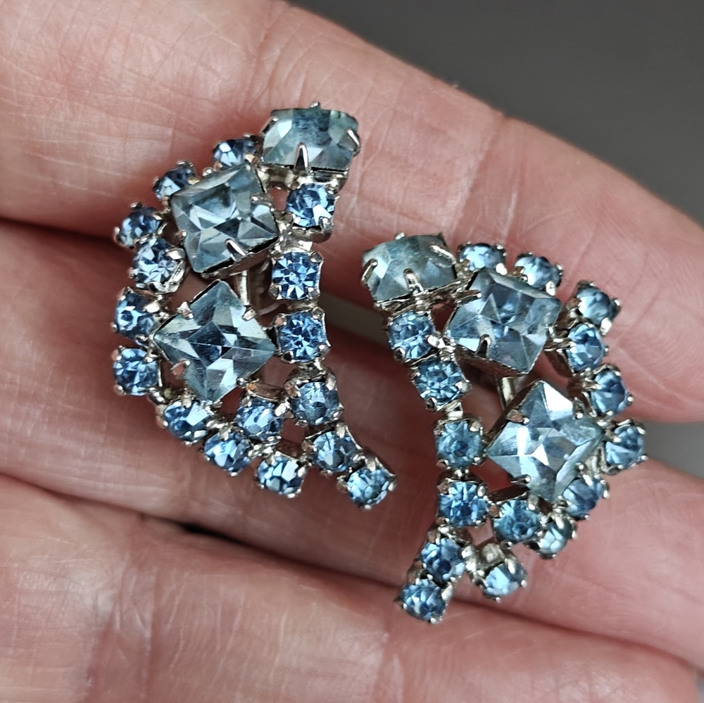 Elegant Signed Continental Blue Topaz Crystal Earrings Sherman Vibe